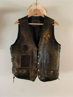 Vintage Distressed Leather Motorcycle Vest with Embroidered Patch